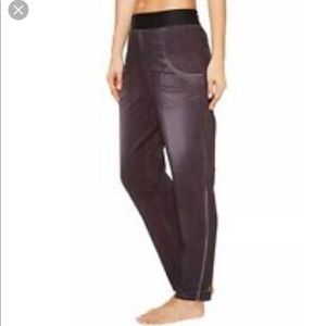Lucy Indigo Boyfriend Black